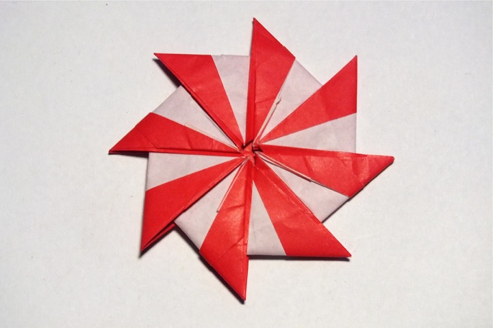Origami Water wheel by John Montroll on giladorigami.com