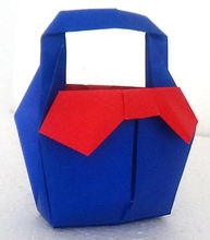Origami Bag with a ribbon by Futawatari Masako on giladorigami.com