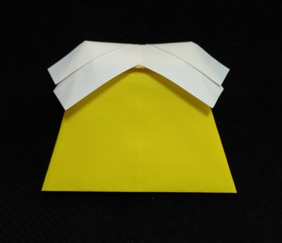 Origami Bell with ribbon by Asahi Isamu on giladorigami.com