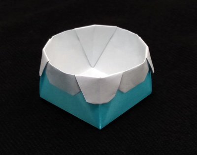 Origami Case by Kawate Ayako on giladorigami.com