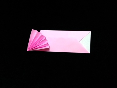 Origami Chopstick wrapper with a fan by Ikeda Akemi on giladorigami.com