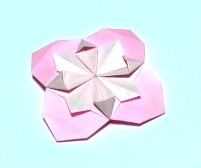 Origami Clematis by Kawate Ayako on giladorigami.com