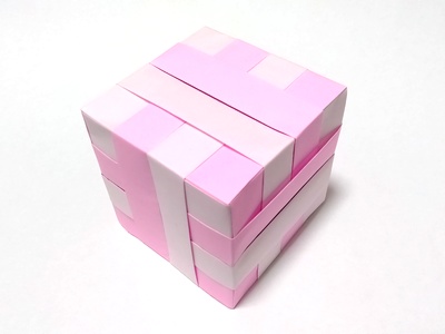 Origami Cube by Vicente Palacios on giladorigami.com