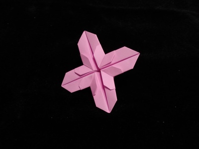 Origami Flower with hearts by Kawate Ayako on giladorigami.com