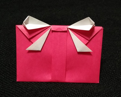 Origami Gift card envelope by Fuchimoto Muneji on giladorigami.com