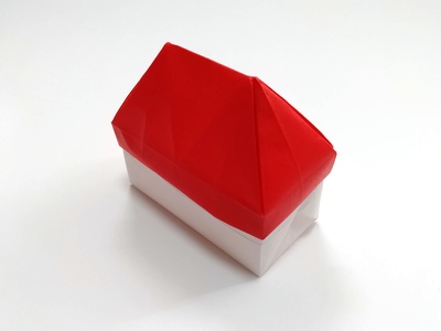Origami House-shaped box by Kawate Ayako on giladorigami.com
