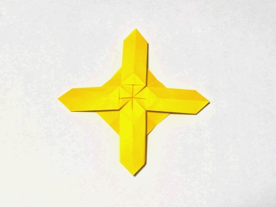 Origami Ornament by Takimoto Tsuneo on giladorigami.com