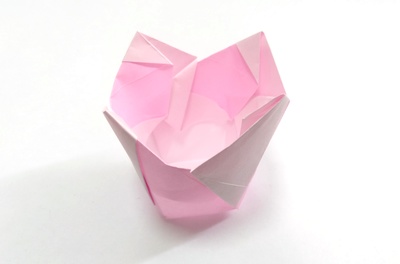 Origami Tiener vase by Jose Meeusen (Krooshoop) on giladorigami.com